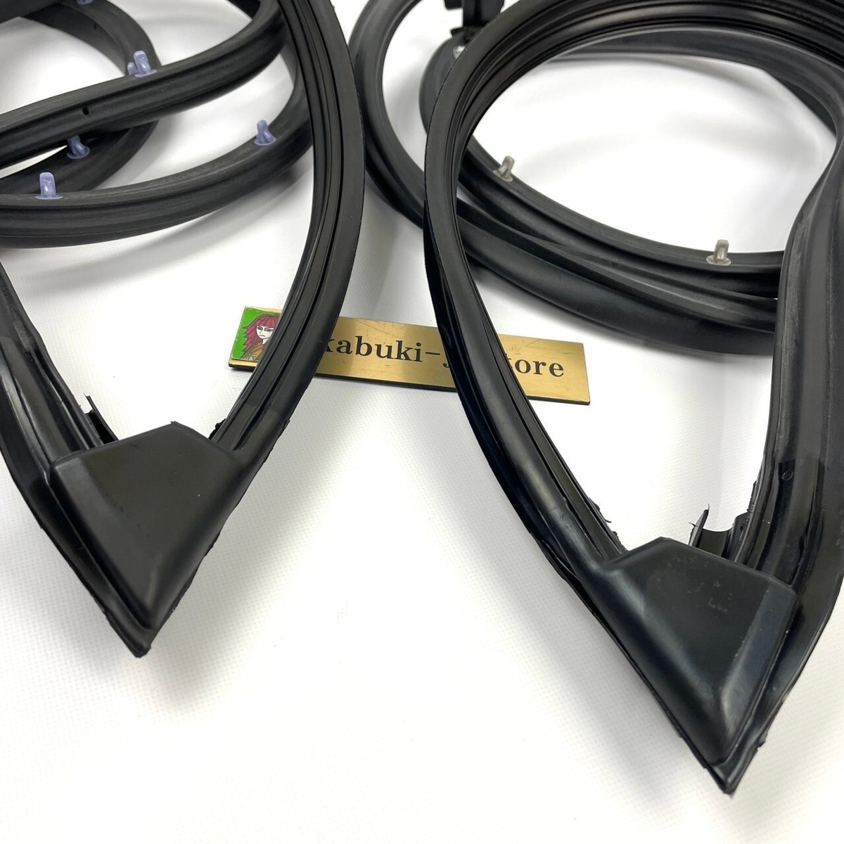 Mazda Genuine NC10-58-760 NC10-59-760F MX-5 Door Weatherstrip RH