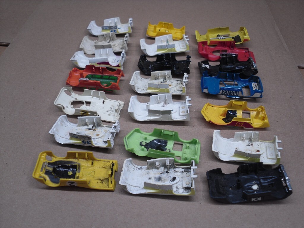 AURORA AFX SLOT CAR BODY JUNKYARD LOT B for parts repair restoration