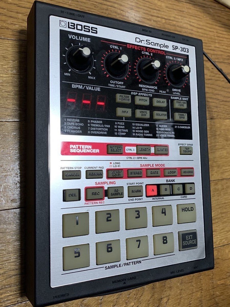 Boss SP-303 Dr. Sample Portable Phrase Sampler From Japan Boss SP-303 Dr. Sample Portable Phrase Sampler From Japan