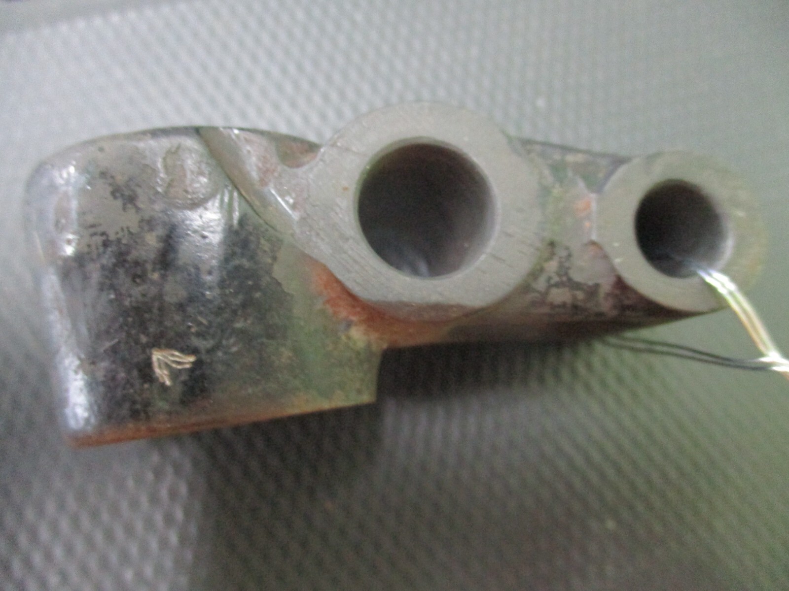 Rolls Royce Silver Cloud 1, Bentley S1 frt suspension inner bearing block UR543