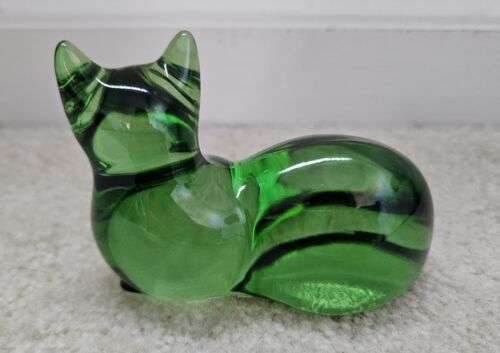 Green Glass Cat Clear Kitty Paperweight Art Glass No Markings - Picture 6 of 13
