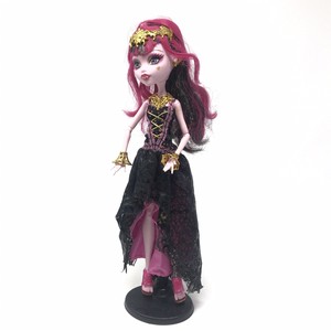 draculaura 13 deseos