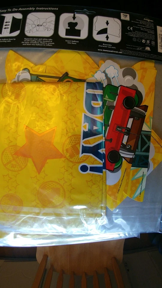 Thomas and Friends Happy Birthday Air Filled Balloon Centerpiece w/ch - Image 2 of 2