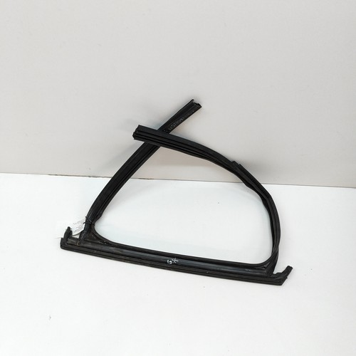 AUDI Q5 FY Rear Left Door Top Strip 80A839431 2.00 Diesel 140kw - Picture 2 of 6