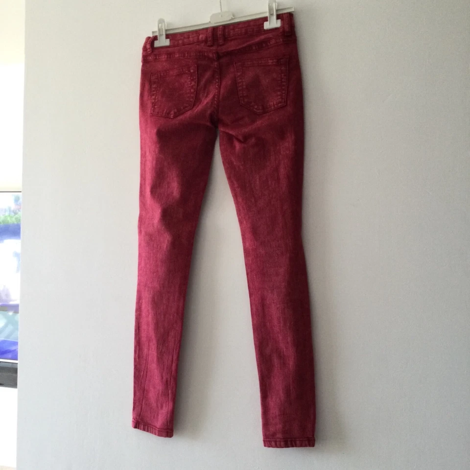 jean Zara jegging taille 34 rouge framboise - Photo 3/3