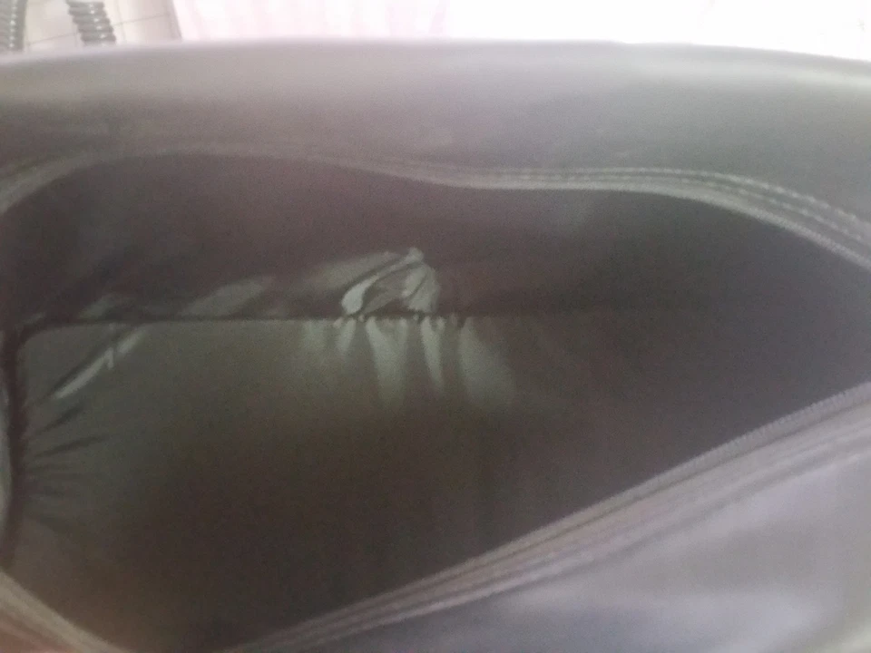 Ambico Padded Video Bag Federal Regulation Carry On Luggage 15"x9.5"x6" - Image 3 of 4