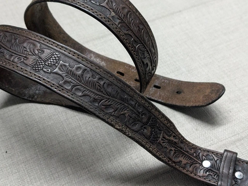 Vintage TOOLED Bucke Cinturón BELLOTAS Cuero de Vaca 38 Marrón OCCIDENTAL Vaquero Cónico Foto 3 de 4