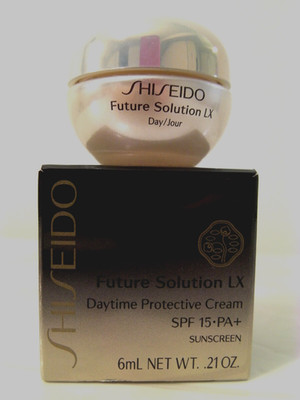 Shiseido FUTURE SOLUTION LX Daytime Protective Cream 0.21oz SPF 15 Authentic