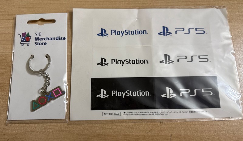 PlayStation Symbols Keychain Keyring Official Licensed Product plus PS5 seals