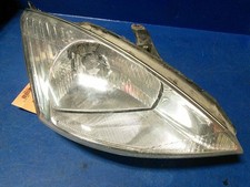 Passenger Headlight Excluding Svt Without 4 Hid Bulbs Fits 00-02 Focus 314622