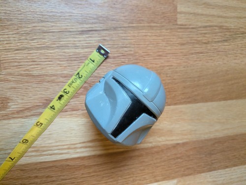 Barkbox Super chewer toy - Mandalorian squeak toy