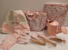 Kids 8-piece gardening set. NIB. Pink