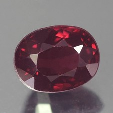 0.91CT CERTIFIED VVS UNHEATED UNTREATED OVAL RED SPINEL NATURAL