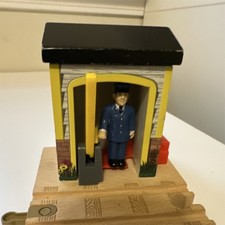 Maron Crossing 2 Wooden Train Track Accessory Thomas and Friends