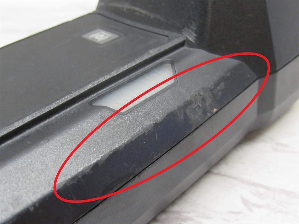 Guida di riferimento dello scanner di codici a barre lineare cordless Zebra LI3678 Guida di riferimento dello scanner di codici a barre lineare cordless Zebra LI3678