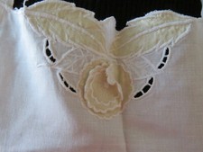 White Linen BIB APRON Embroidered Appliqued Flowers Cut Work Pinafore EUC
