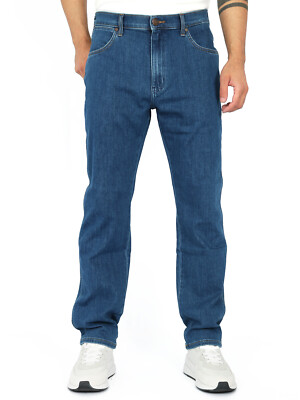 Wrangler - Men's Regular Tapered Fit Stretch Jeans - River Coldwater