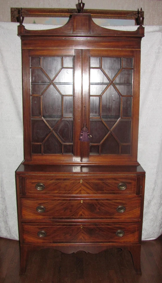 Librería antigua secretaria federal americana de caoba alrededor de 1810 Foto 2 de 4