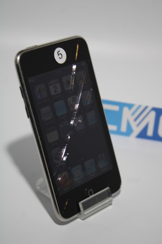 Apple iPod touch 3.Generation Schwarz 8 GB 3G WLAN Displayrisse funktionstüchtig - Bild 4 von 9