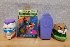 VTG Goosebumps Shrunken Head Necklace Taco Bell Cuddles Hamster Skull Mummy Lot