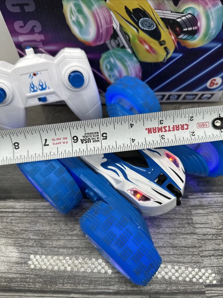 Double-Side Roll Cool Lights RC Stunt Car Blue /White. Car And Remote No Charger - Image 4 of 4