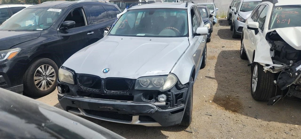 乘客转角/公园灯雾灯适用于 08-13 宝马 128i 30872482 — 第 3/4 张图片