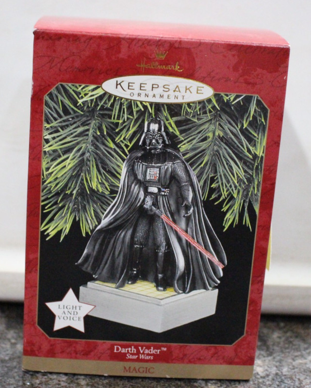 HALLMARK KEEPSAKE ORNAMENTS "DARTH VADER"
