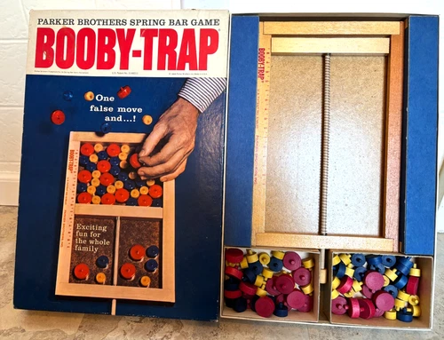 VINTAGE PARKER BROTHERS BOOBY-TRAP GAME ORIGINAL 1965 Board Game VGUC!