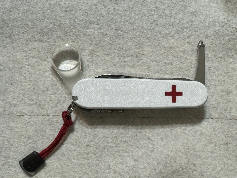 Victorinox Yeoman Swiss Army Knife Sak Custom - Image 4 of 4