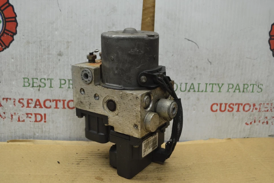 Ford Crown Victoria 2006-08 ABS control de bomba OEM 6W732C346BA módulo 38-10D3 Foto 4 de 4