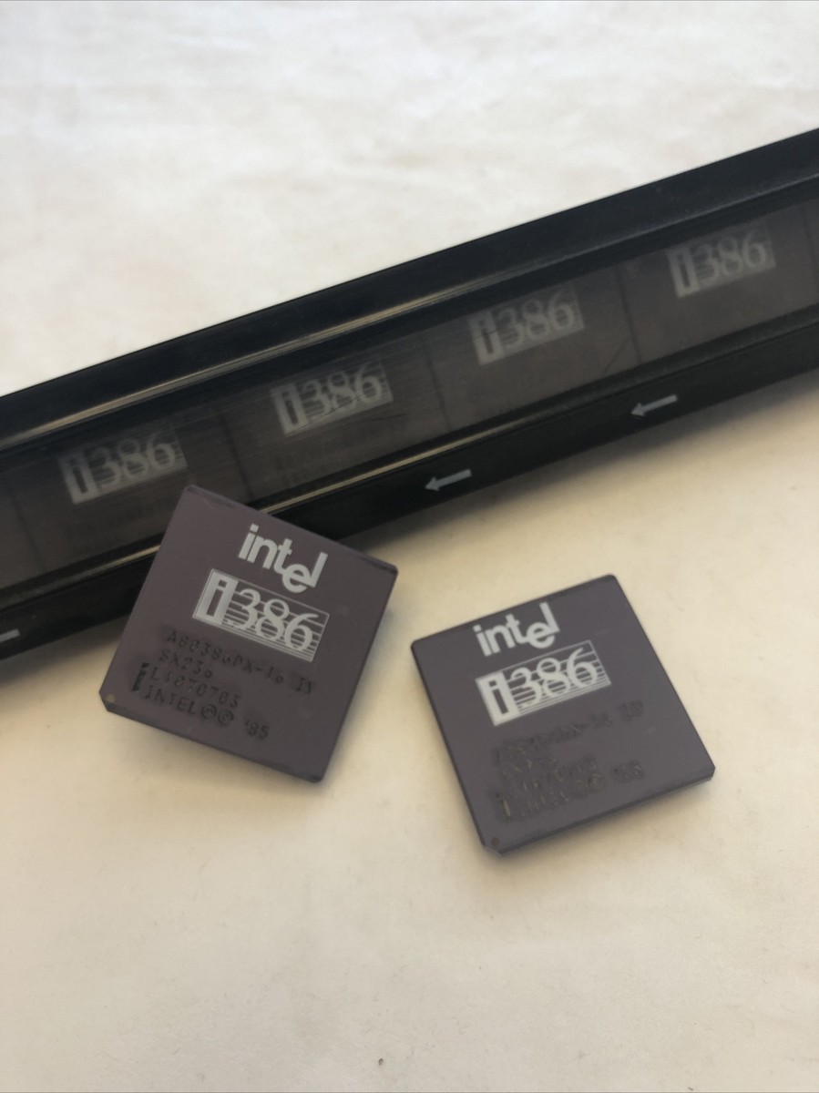 Intel i386 DX CPUセット INTEL 386DX-16Mhz Gold Ceramic PGA Processor Chip i386 80386