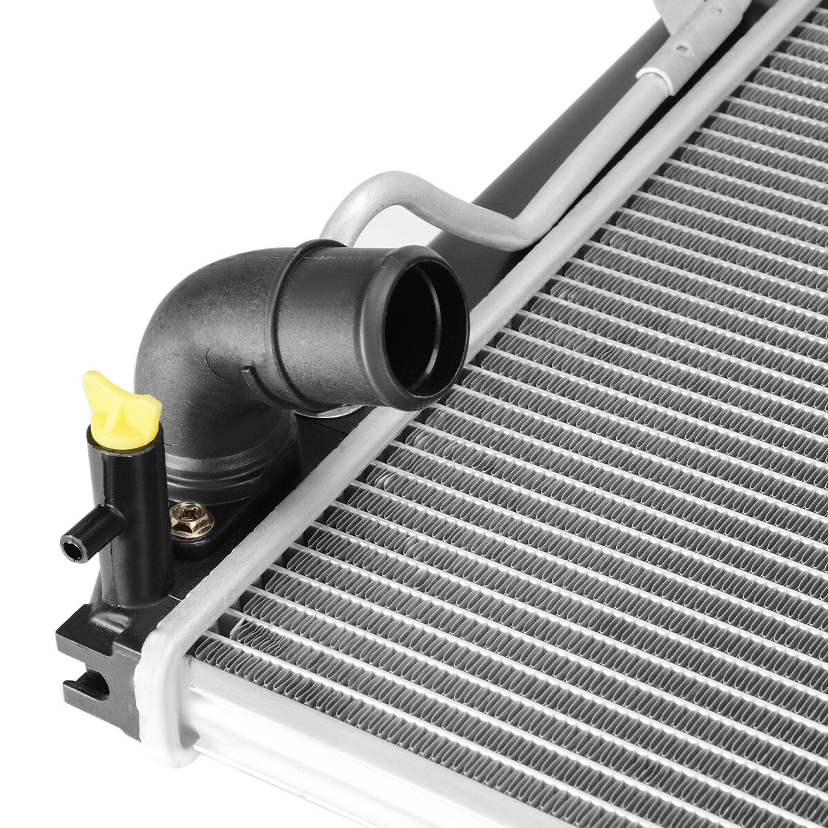 2005 Toyota Sienna Radiator