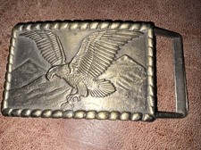BRASS BALD EAGLE SOARING OVER MOUNTAINS AMERICAN PATRIOTIC THEME BELT BUCKLE