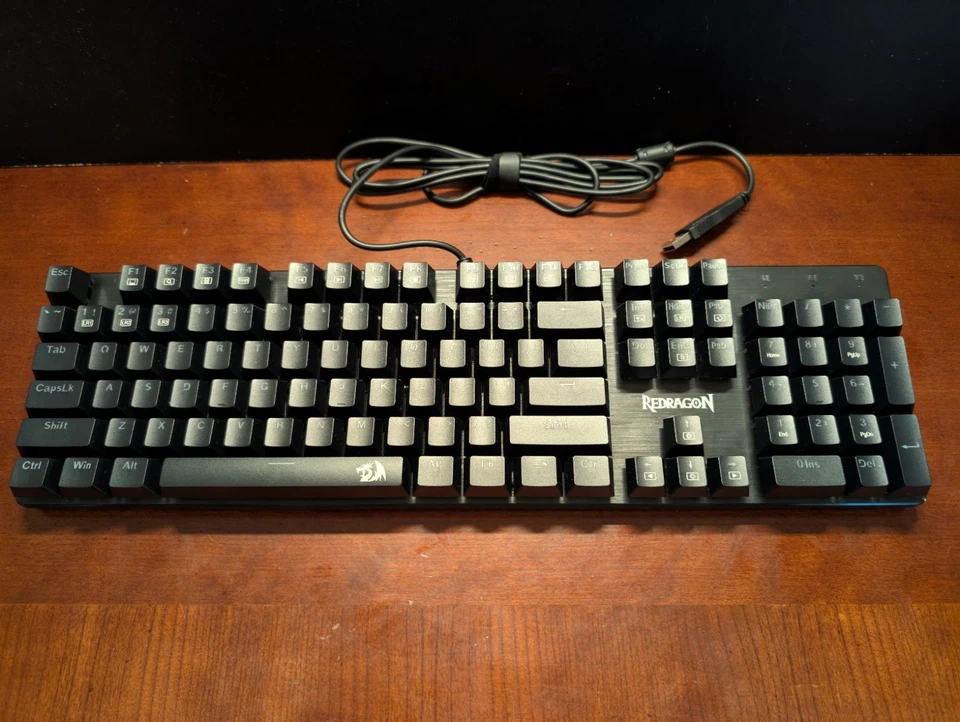 Redragon Sindri Mechanical Gaming Keyboard RGB Lights Dust Proof Red Keys - Image 4 of 4