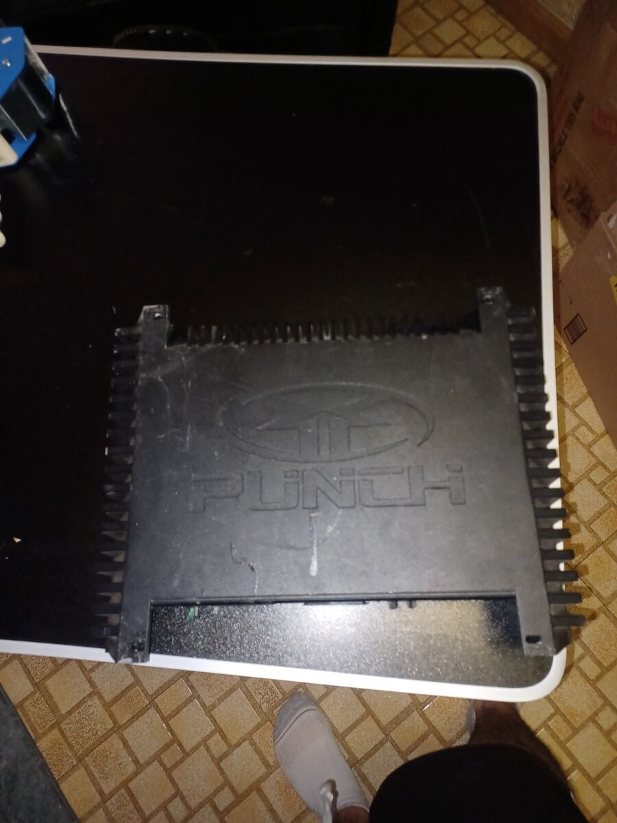 Rockford Fosgate Punch 500W Car Amplifier / Amp Model P5002 Rockford Fosgate Punch 500W Car Amplifier / Amp Model P5002