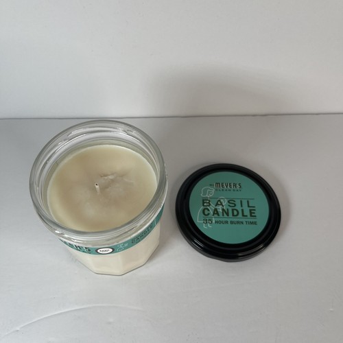 MRS. MEYER’S Clean Day Soy Candle BASIL Scent (7.2 Oz.) NEW - Picture 7 of 8