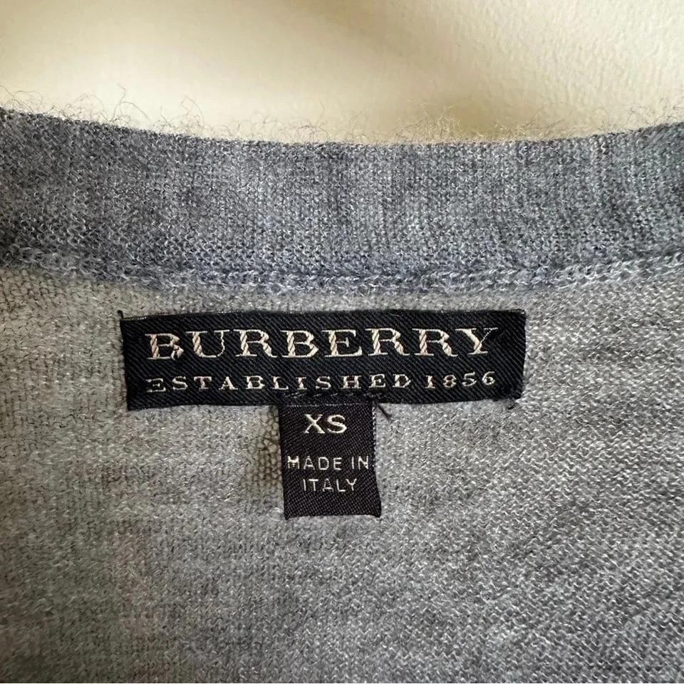 Burberry Mujer XS Gris Cachemira Largo Cárdigan Suéter Delgado Carrera Diseñador Gris Foto 3 de 4