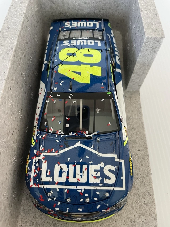 Jimmie Johnson #48 Lowes Dover Win SS 2017 Foto 3 de 4