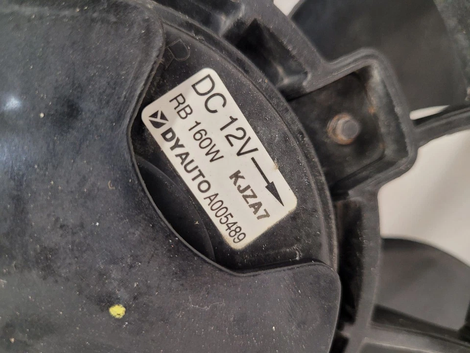 14-17 HYUNDAI VELOSTER Radiator Fan Motor Fan Assembly Naturally Aspirated Foto 2 de 4