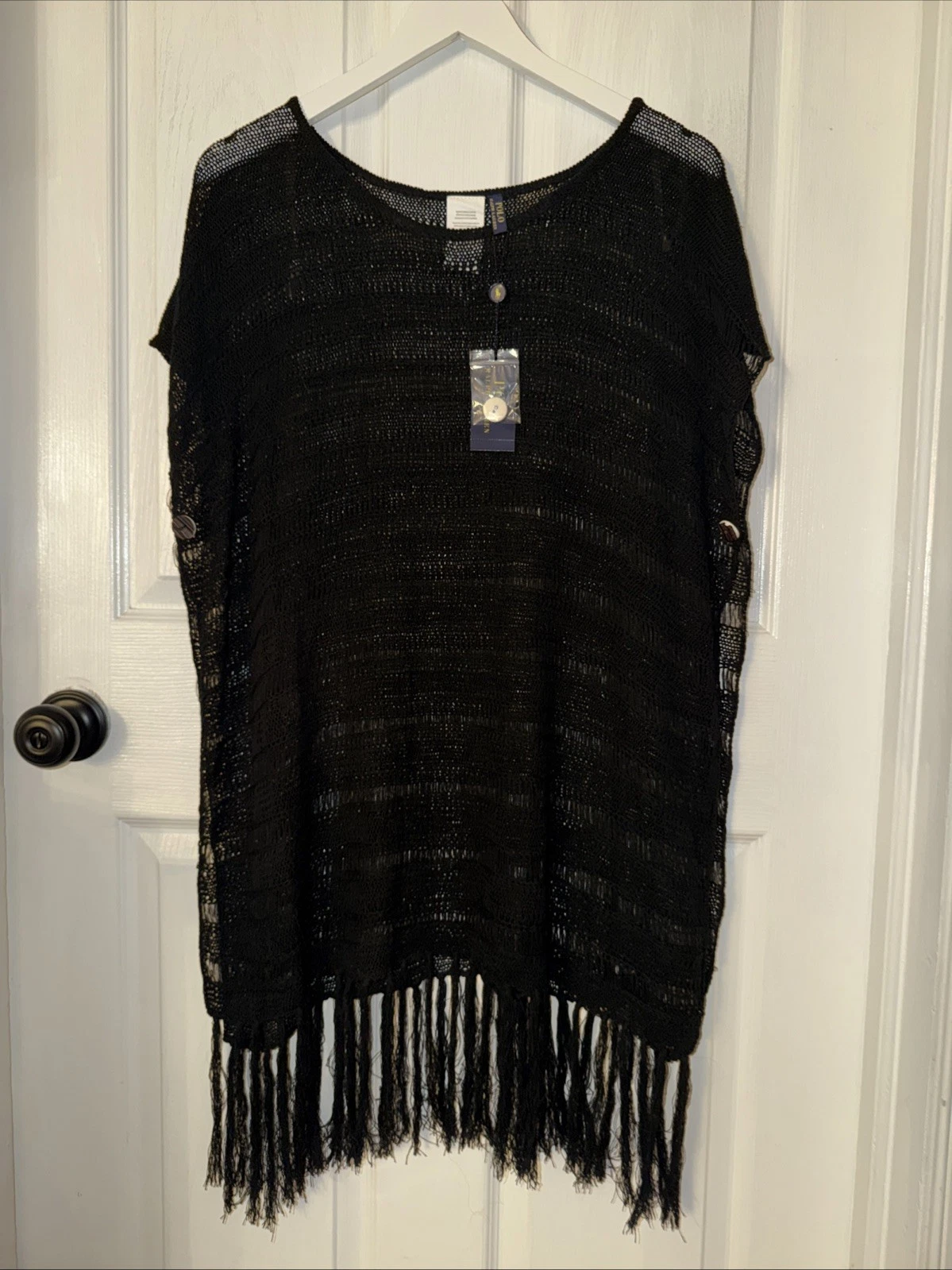 NEW Polo Ralph Lauren Black Fringe Poncho Size M Travel Knit Cape
Opens in a new window or tab