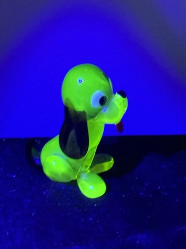 Vintage Uranium Vaseline Glass Murano  Dog