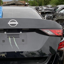 20 21 22 23 24 25 NISSAN SENTRA Tail Light Assembly Right Decklid Mounted INNER