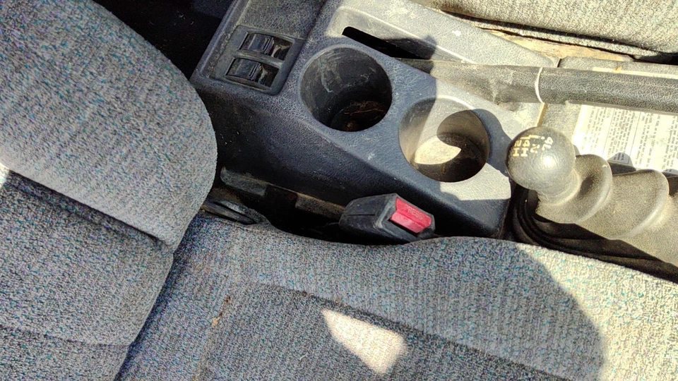 Suzuki Sidekick 1997 pasajero cinturón de seguridad delantero derecho hebilla receptor OEM Foto 3 de 4