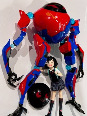 Sentinel SPIDER-MAN: INTO THE SPIDER-VERSE SV-ACTION PENI PARKER & SP dr Figure