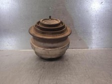 Support moteur Mercedes 208