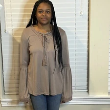 Doe & Rae NWT Pesant TopBell Long Sleeve Boho Casual Tan Pullover Women's Size L