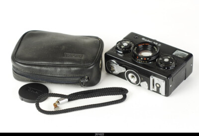 Rollei 35S Black 35mm Film Tested Camera HFT Sonnar 40mm F/2.8