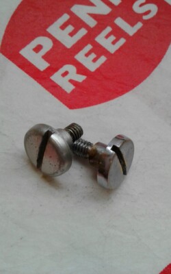 Couvercle De Roulement Avec Vis Pour Moulinet Penn Spinfisher 4400 SS - Vintage USA