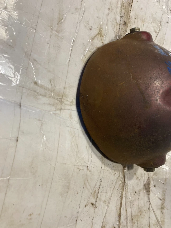 Farol tipo caçamba Yamaha RD125  - Imagem 4 de 4