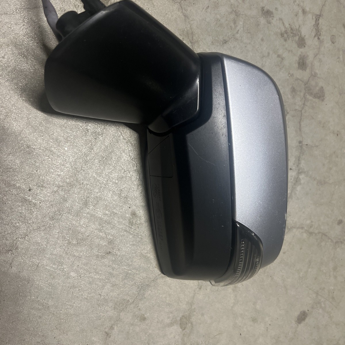 15-17 Subaru XV Crosstrek Left Side view Mirror Assembly 037559